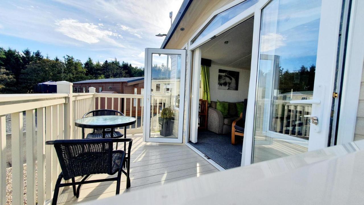 Apple Tree Lodge Hot Tub 3 Bedroom 2 Bars Morpeth Exterior photo
